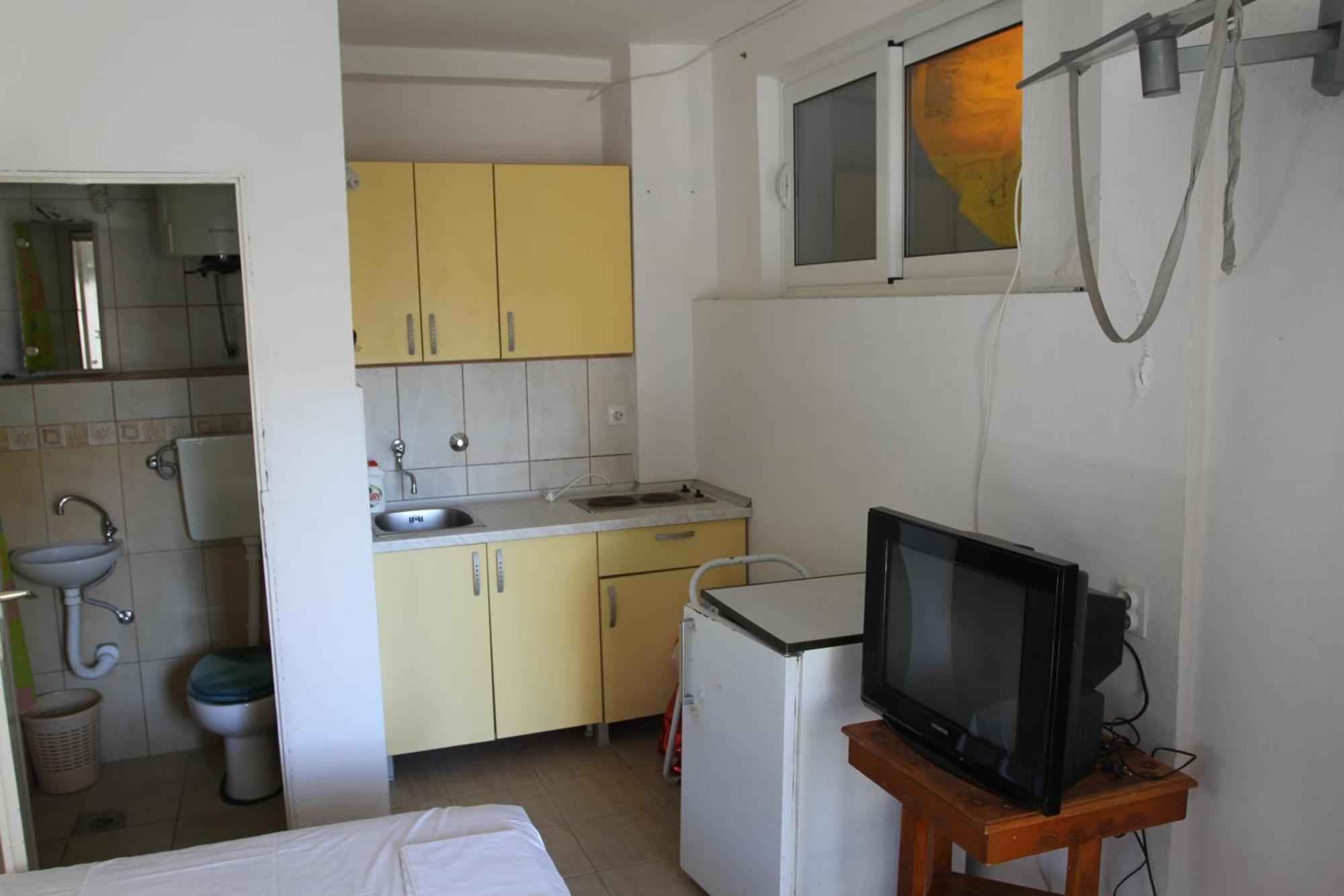 Apartments Popovic Petrovac エクステリア 写真