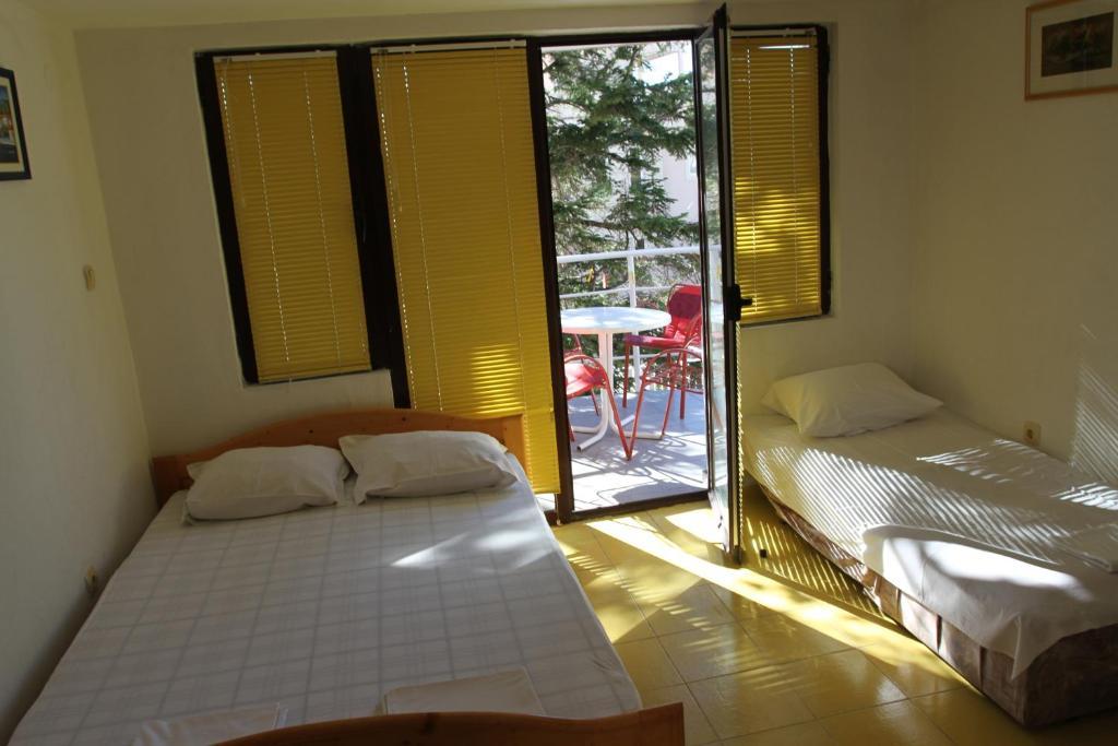 Apartments Popovic Petrovac 部屋 写真